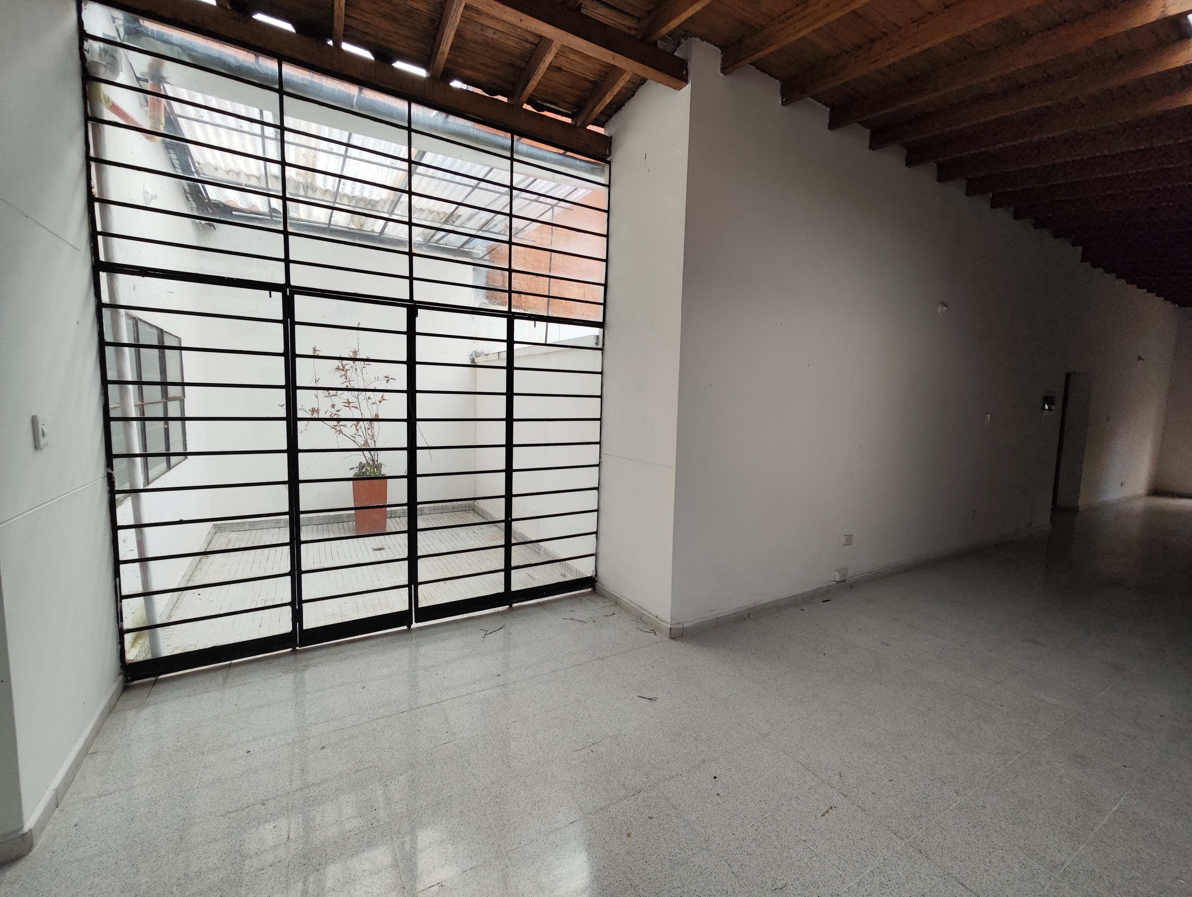 Casa en arriendo en Laureles, Medellín · foto 5 de 20