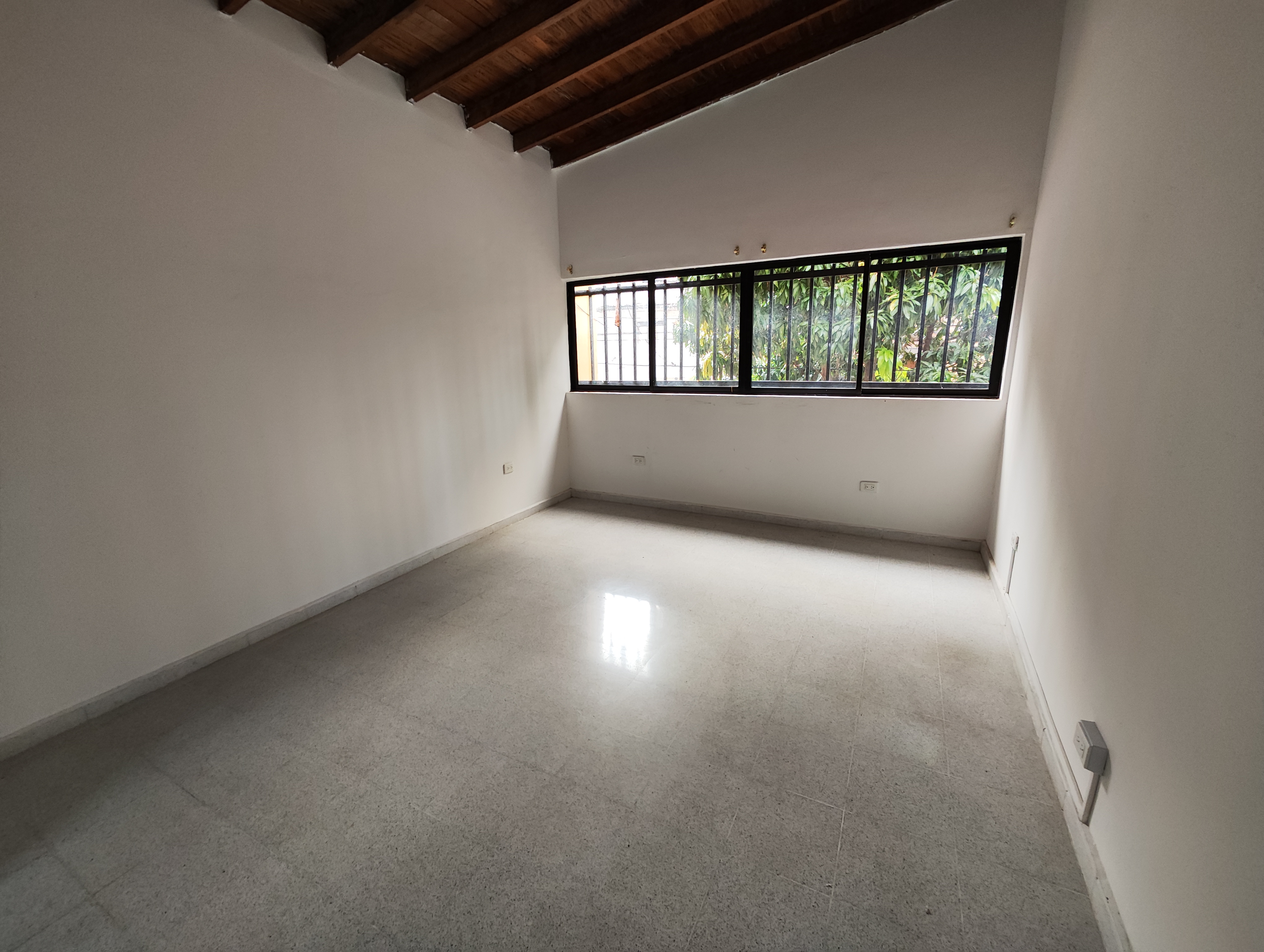 Casa en arriendo en Laureles, Medellín · foto 10 de 20