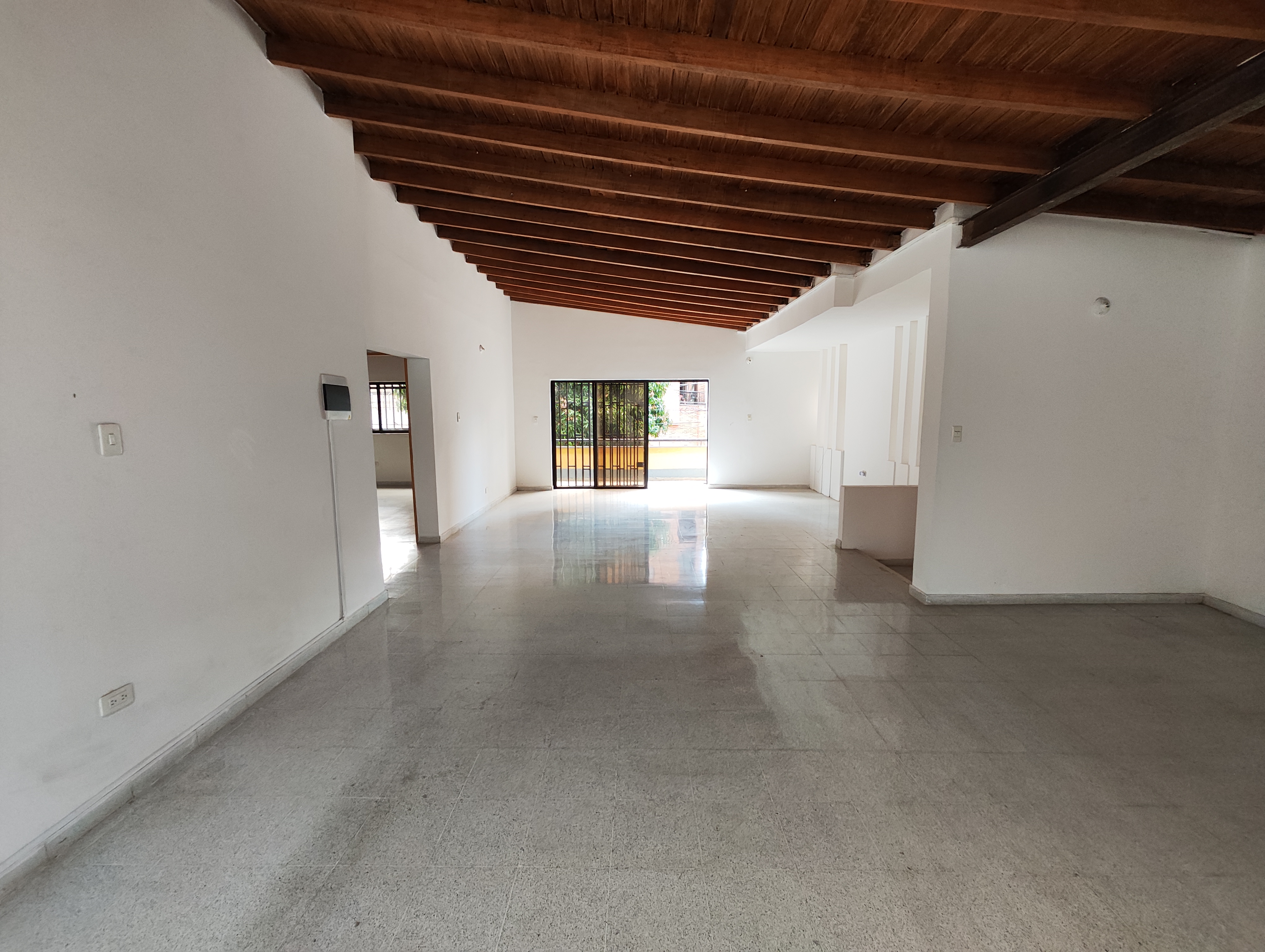 Casa en arriendo en Laureles, Medellín · foto 15 de 20