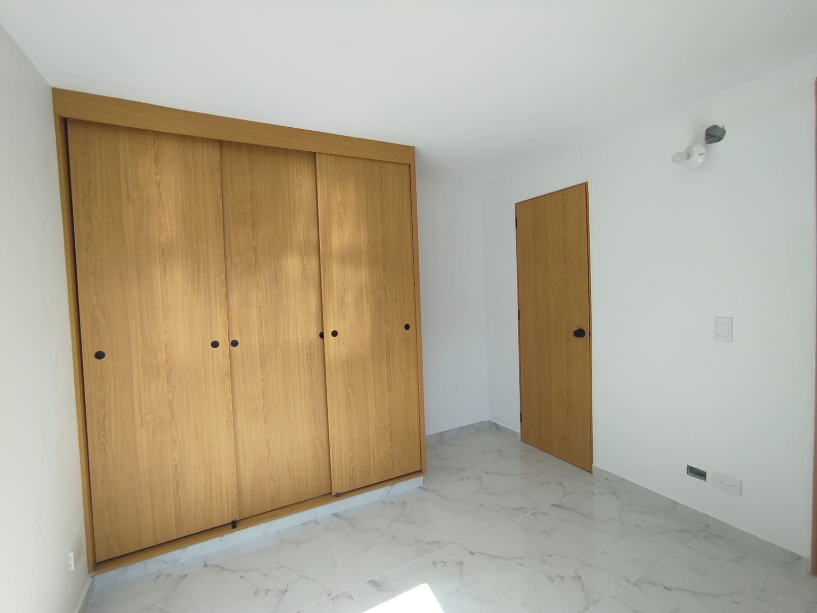 Apartamento en arriendo en Centro, Rionegro · foto 10 de 12