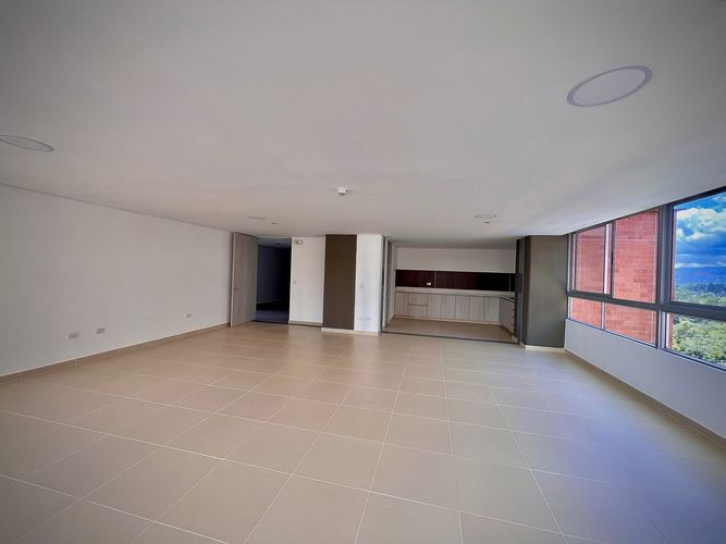 Apartamento de 3 alcobas en venta en El Porvenir, Rionegro, 56 m² · foto 2 de 24