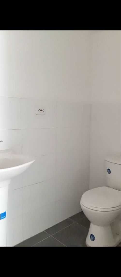 Local en arriendo en Versalles, Floridablanca, 167 m² · foto 3 de 6