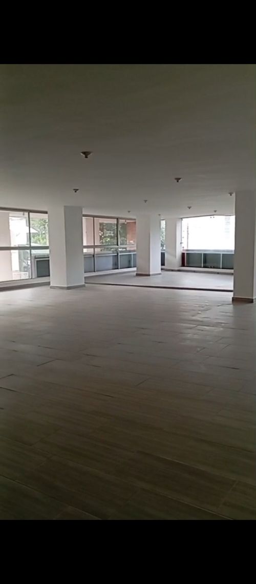 Local en arriendo en Versalles, Floridablanca, 167 m² · foto 4 de 6