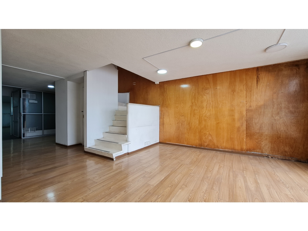 Casa en venta en La Castellana, Bogotá · foto 3 de 24