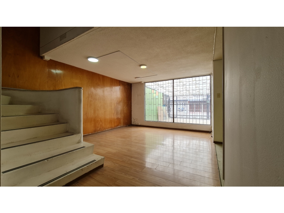Casa en venta en La Castellana, Bogotá · foto 8 de 24