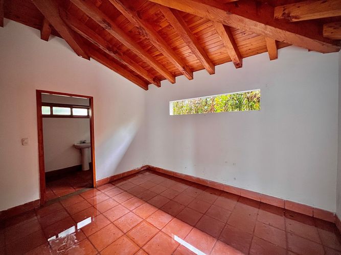Casa de 5 alcobas en venta en Cabeceras De Llanogrande, Rionegro, 368 m² · foto 6 de 24