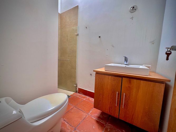Casa de 5 alcobas en venta en Cabeceras De Llanogrande, Rionegro, 368 m² · foto 7 de 24