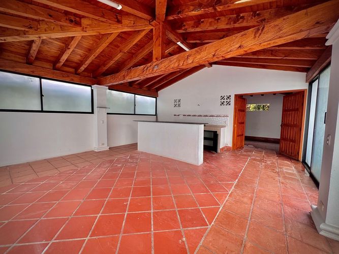 Casa de 5 alcobas en venta en Cabeceras De Llanogrande, Rionegro, 368 m² · foto 14 de 24