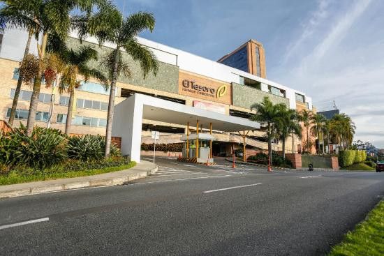 Commercial Space in El tesoro (264 m²) for Sale