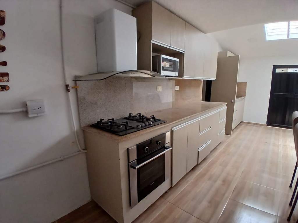 Casa en arriendo en Belen Malibu, Medellín · foto 8 de 24