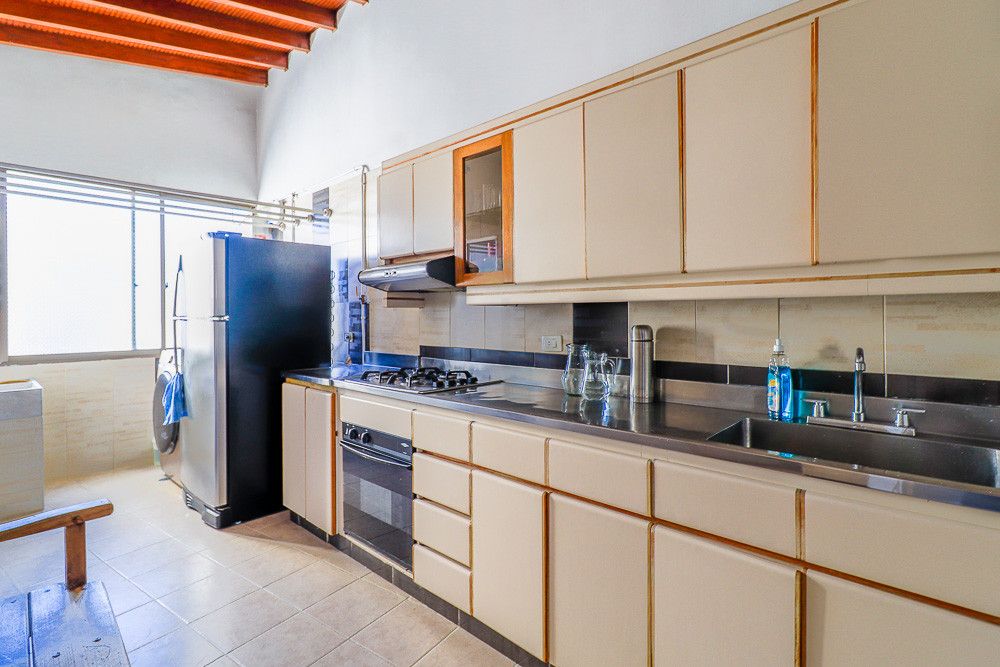 Apartamento en venta en Laureles, Medellín 4