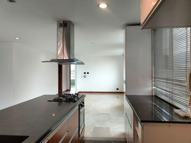 Apartamento de 2 alcobas en arriendo en El Poblado, Medellín, 95 m² · foto 7 de 15