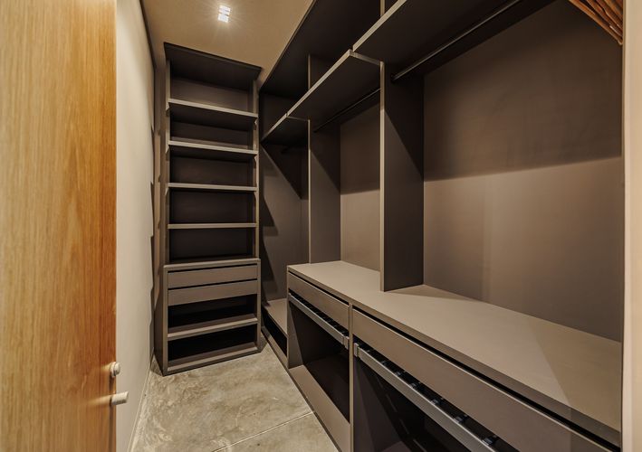 Apartamento de 2 alcobas en venta en El Poblado, Medellín, 185 m² · foto 5 de 24