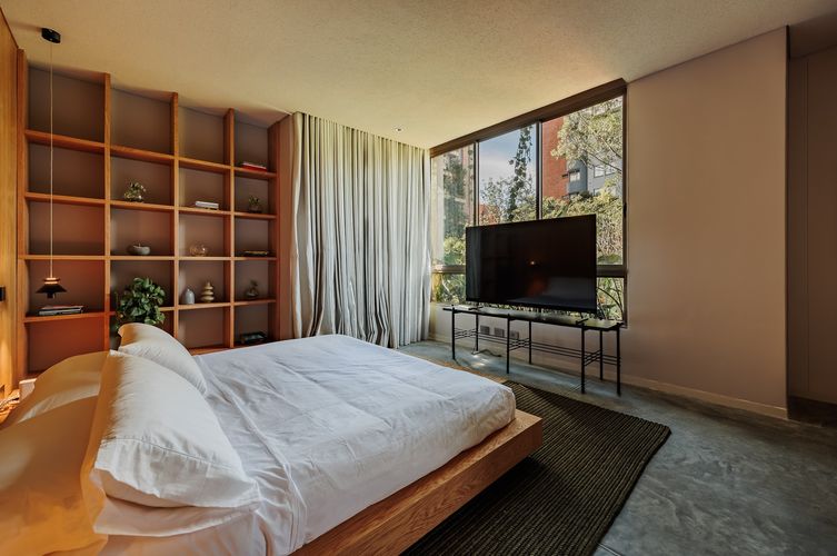 Apartamento de 2 alcobas en venta en El Poblado, Medellín, 185 m² · foto 21 de 24