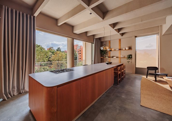 Apartamento de 2 alcobas en venta en El Poblado, Medellín, 185 m² · foto 3 de 24