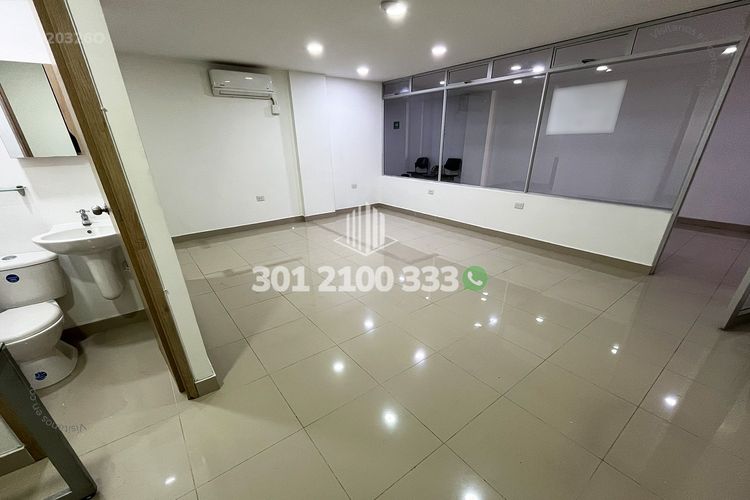 Oficina en arriendo en San Joaquin, Sabaneta, 31 m² · foto 2 de 12