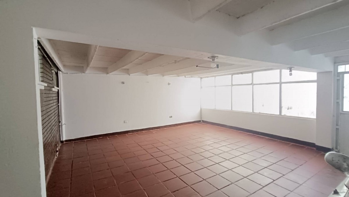 Casa en venta en Marsella, Bogotá · foto 4 de 24