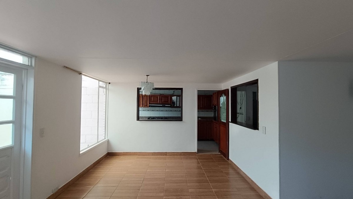 Casa en venta en Marsella, Bogotá · foto 7 de 24