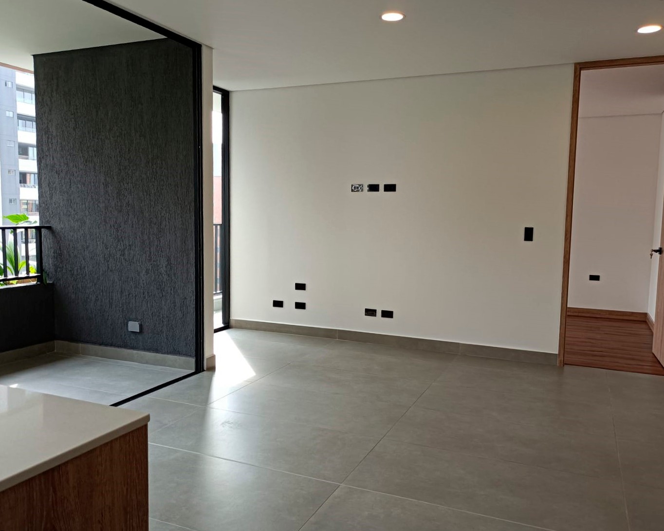 Apartamento en arriendo en El Poblado, Medellín · foto 2 de 12