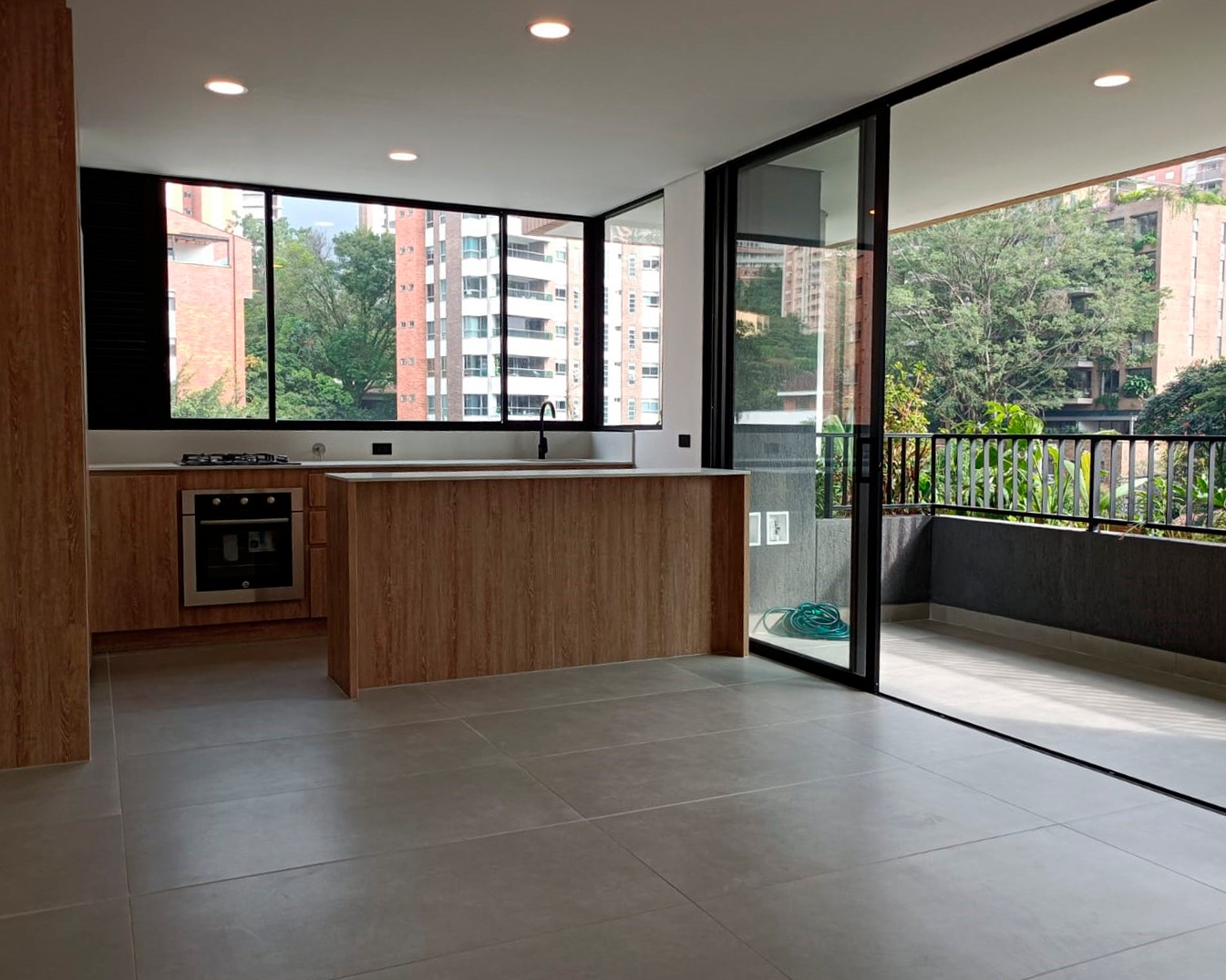 Apartamento en arriendo en El Poblado, Medellín · foto 4 de 12