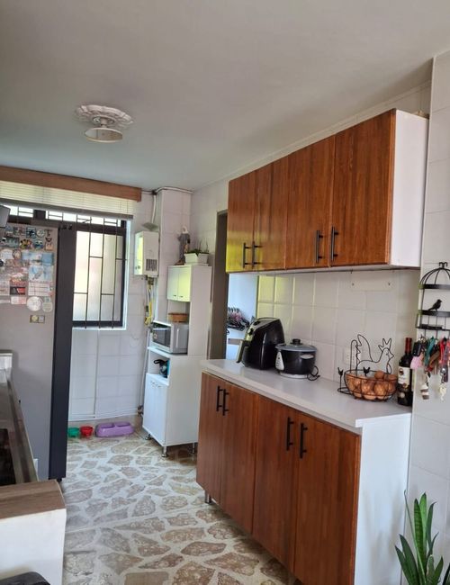 Apartamento de 3 alcobas en arriendo en Loma Del Indio, Medellín, 80 m² · foto 7 de 20