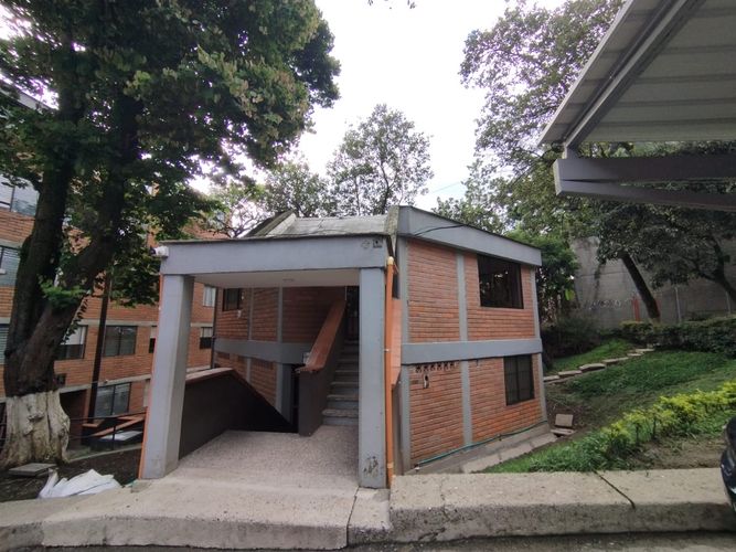 Apartamento de 3 alcobas en arriendo en Loma Del Indio, Medellín, 80 m² · foto 18 de 20