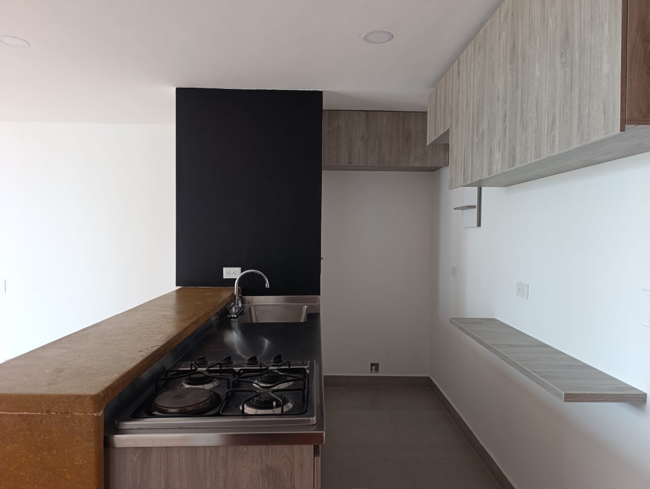 Apartamento en arriendo en El Poblado, Medellín · foto 7 de 16