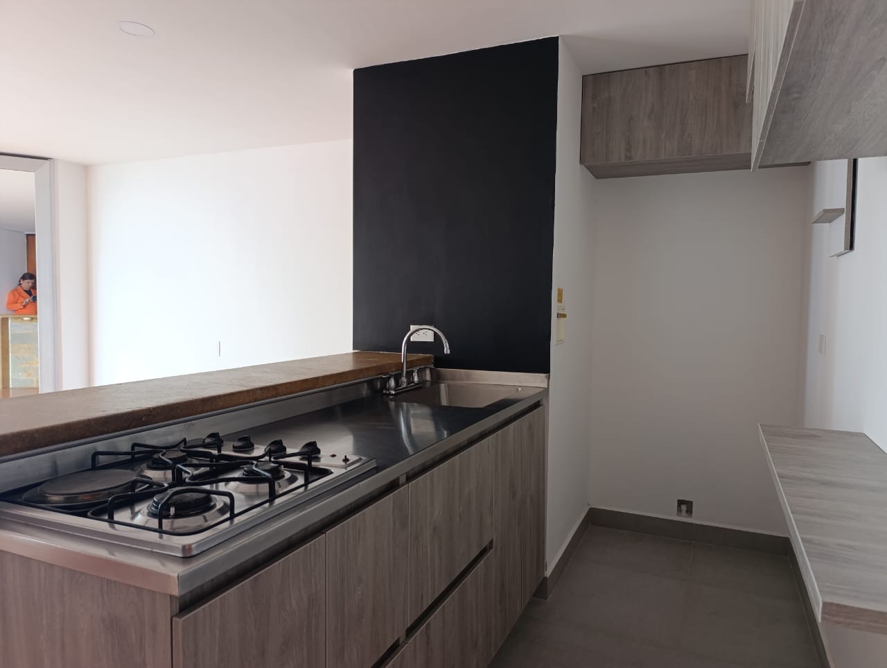 Apartamento en arriendo en El Poblado, Medellín · foto 8 de 16