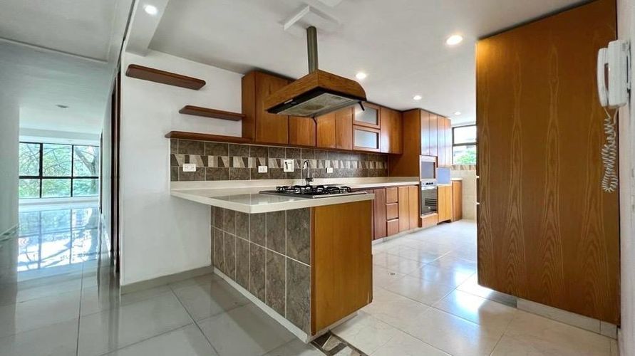 Apartamento de 3 alcobas en arriendo en Alejandría, Medellín, 195 m² · foto 19 de 20
