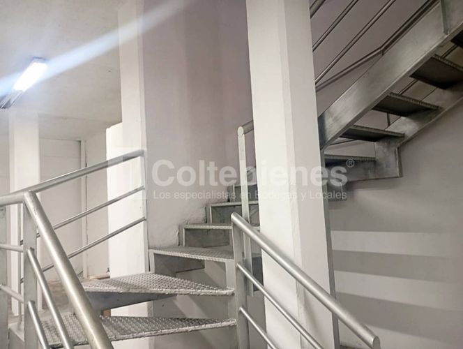 Bodega en arriendo en Colombia, Medellín, 312 m² · foto 5 de 18