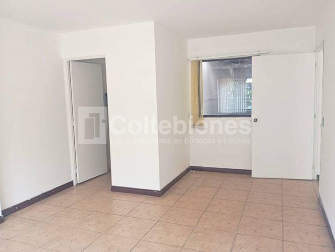 Bodega en arriendo en Colombia, Medellín, 312 m² · foto 10 de 18