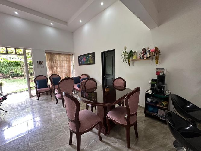 Casa de 10 alcobas en venta en El Guayabo, Armenia, 400 m² · foto 12 de 24