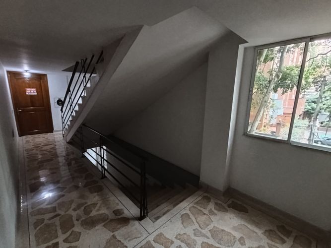 Apartamento de 3 alcobas en arriendo en La Castellana, Medellín, 113 m² · foto 6 de 20