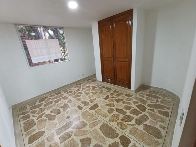 Apartamento de 3 alcobas en arriendo en La Castellana, Medellín, 113 m² · foto 9 de 20