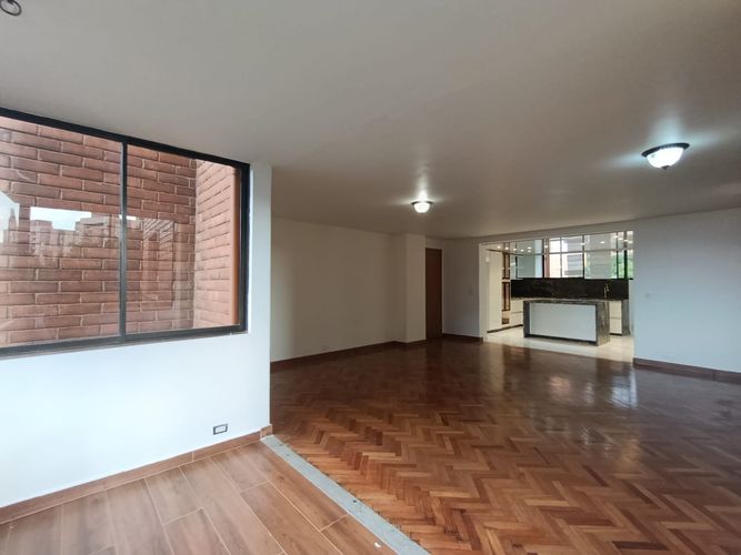 Apartamento de 2 alcobas en arriendo en El Poblado, Medellín, 102 m² · foto 7 de 20
