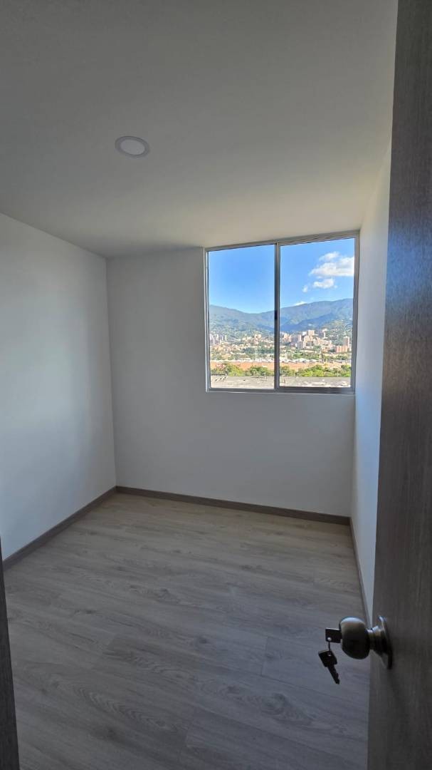Apartamento en venta en Señorial, Envigado · foto 8 de 19