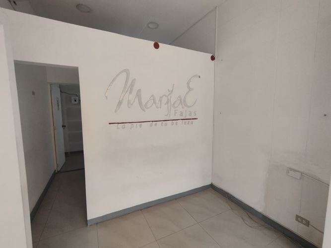 Local en arriendo en Centro, Bello, 30 m² · foto 2 de 12