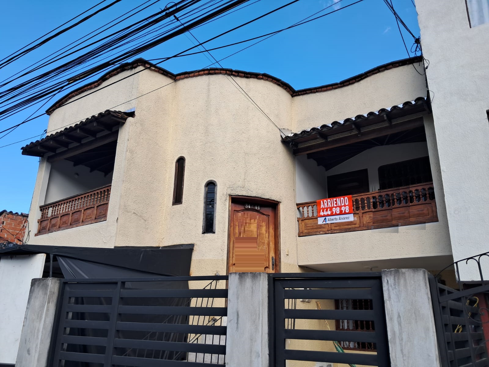 Casa en Arriendo en Belén, Medellín en La Almeria