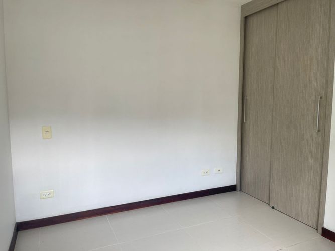 Apartamento de 2 alcobas en arriendo en Playas De Doña Maria, Sabaneta, 60 m² · foto 8 de 19