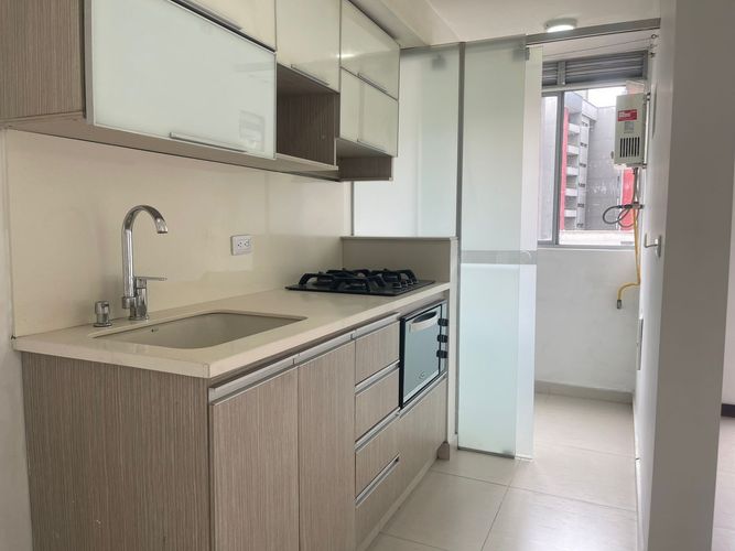Apartamento de 2 alcobas en arriendo en Playas De Doña Maria, Sabaneta, 60 m² · foto 4 de 19