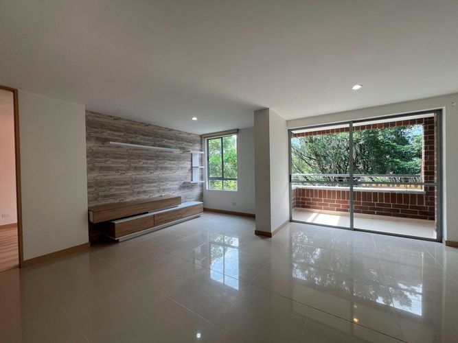 Apartamento en venta en Escobero, Envigado · foto 2 de 16
