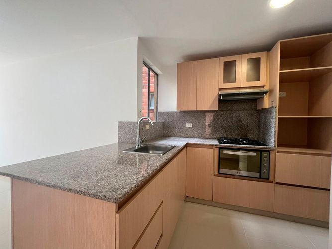 Apartamento en venta en Escobero, Envigado · foto 4 de 16
