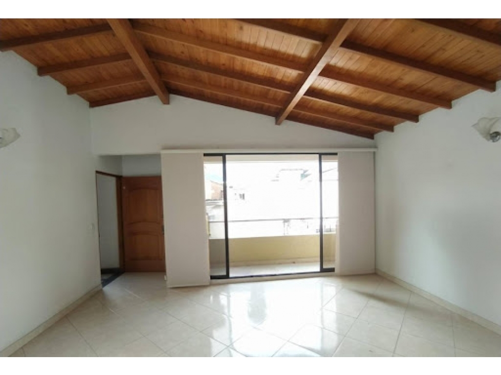 Apartamento en venta en Belén, Medellín 2