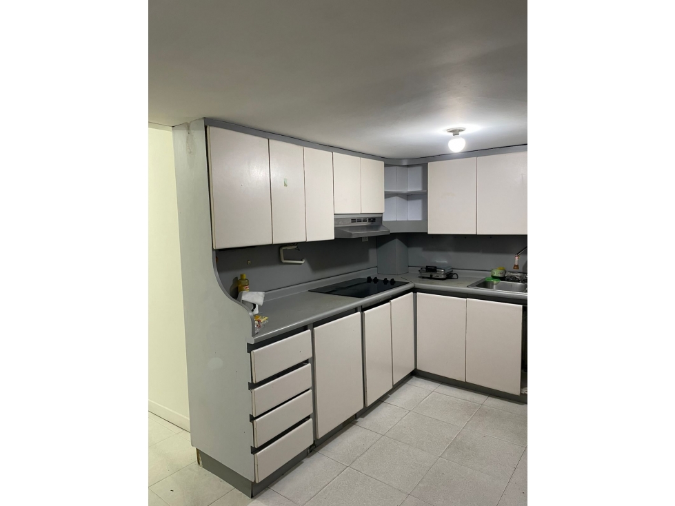 Apartamento en venta en El Poblado, Medellín 2