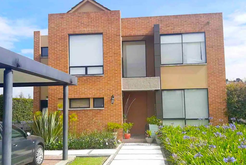 Casa en venta en Centro, La Calera · foto 2 de 11