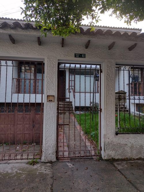 Casa en venta en Los Cedros, Bogotá, 810 m² · foto 10 de 13