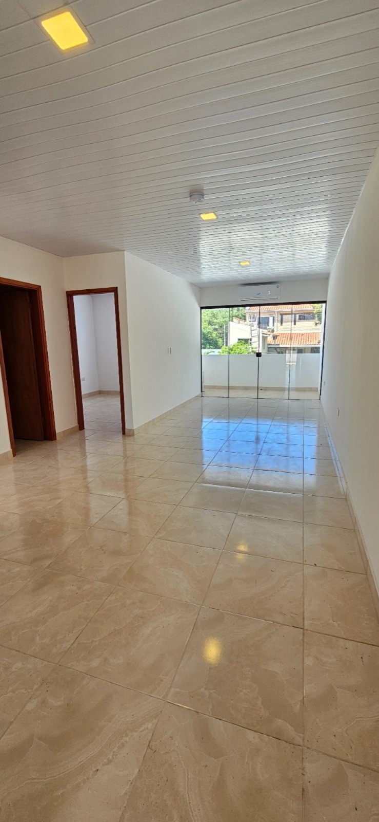DEPARTAMENTO EN ALQUILER EN LUQUE - VILLA ADELA