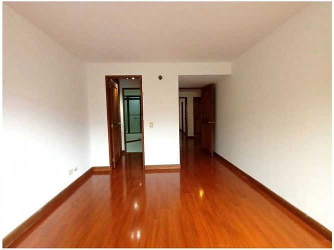 Apartamento de 2 alcobas en venta en Bella Suiza, Bogotá, 151 m² · foto 12 de 17
