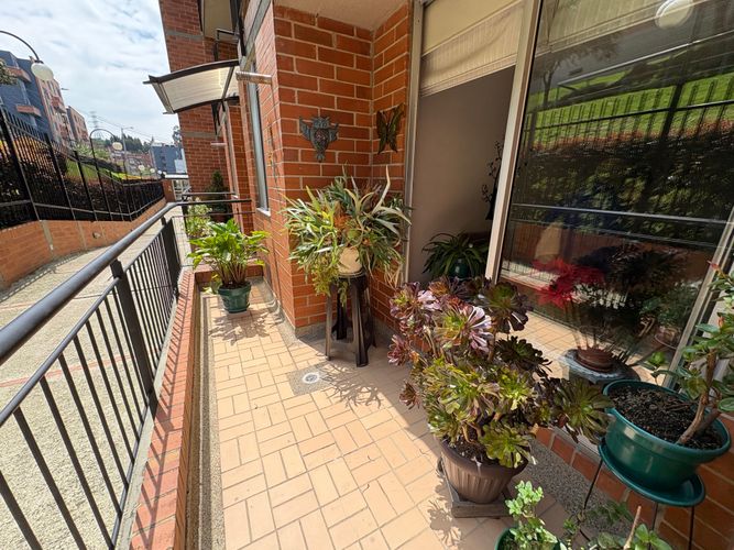 Apartamento en venta en Altos De Chozica, Bogotá · foto 3 de 21