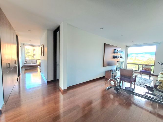 Apartamento de 3 alcobas en venta en Altos De Suba, Bogotá, 313 m² · foto 10 de 24
